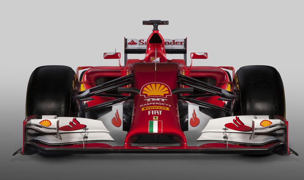 Naujasis "Ferrari F14 T" automobilis
