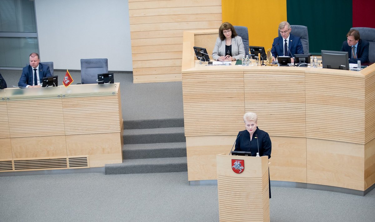 President Dalia Grybauskaitė making her annual State of the Nation Address