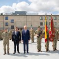 Президент Литвы открыл военный городок в Шяуляй