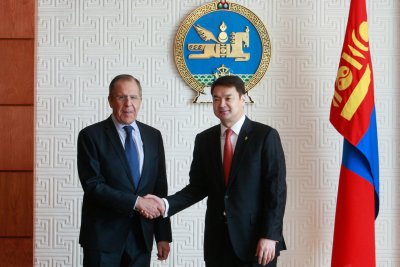 S. Lavrovas su Mongolijos premjeru Chimedu Saikhanbilegu