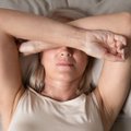 Vienos griežtai atsisako, kitos pasiryžta iškart: menopauzę lengvinantis gydymas vis dar kelia daug klausimų
