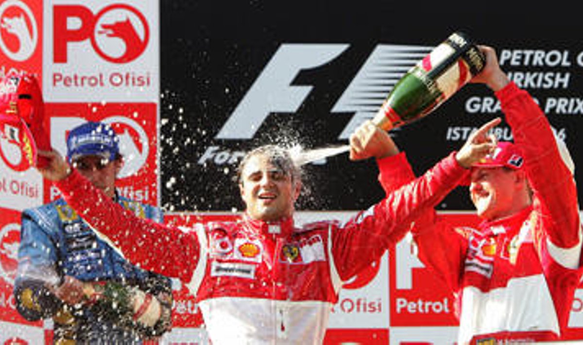 Felipe Massa (Ferrari) laimėjo Turkijos GP lenktynes