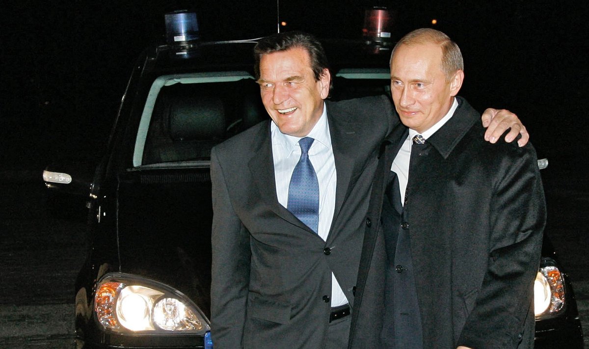 Gerhardas Schroederis ir Vladimiras Putinas