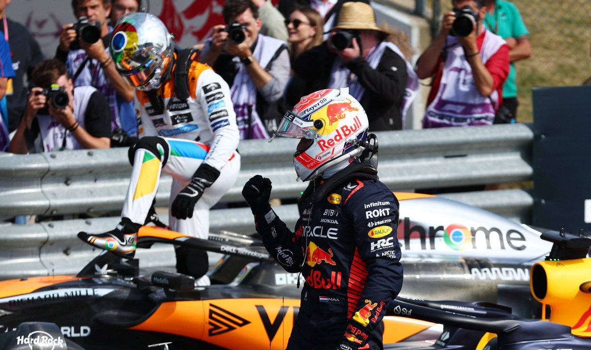 Maxas Verstappenas, už jo „McLaren“ pilotai