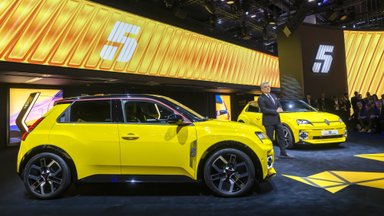 „Renault“ Ženevos automobilių parodoje pristatė naują elektromobilį