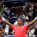 Rusą parbloškęs R. Nadalis it viesulas įsiveržė į „US Open“ pusfinalį