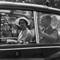 Britanijos karalienė Elizabeth II ir princas Philipas švenčia 70-ąsias vestuvių metines
