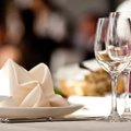 Lietuvos restoranų kultūra – nuo Smetonos laikų puotų, valdžios prižiūrimų valgiaraščių iki šiuolaikinių „Michelin“ meistrų