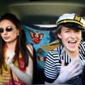 Geros nuotaikos užtaisas: lietuvaitės automobilyje nufilmavo skirtingų atlikėjų parodijas