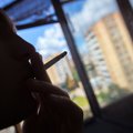 В Литве еще можно курить на балконах многоквартирных домов