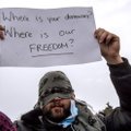 Migrantų protestas: užsisiuvo burnas