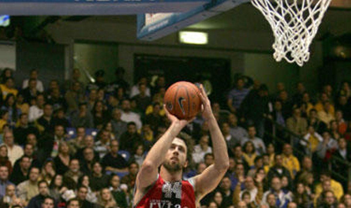 Matthew Nielseno ("Lietuvos rytas") metimas į "Maccabi" krepšį