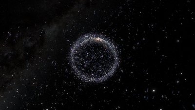 Kosminės šiukšlės Žemės orbitoje. ESA/NASA nuotr.