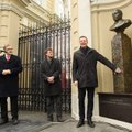Monument cast from Litas coins commemorates first central banker