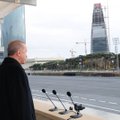 Turkijos prezidentas stebi karinį paradą Azerbaidžano sostinėje