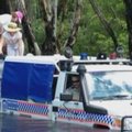 Australijoje vokiečių turistai išgelbėti iš krokodilų knibždančios upės