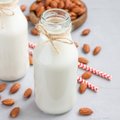 Migdolų pienas: kodėl vertinamas labiau už kitus augalinius gėrimus
