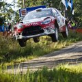 WRC: Suomijos ralyje K. Meeke‘as didina persvarą prieš varžovus