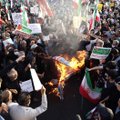 Irano žurnalistai kritikuoja kolegų areštus, šalyje tęsiantis protestams