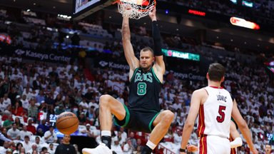 Porzingis dėl traumos praleis artėjančią „Celtics“ atkrintamųjų seriją