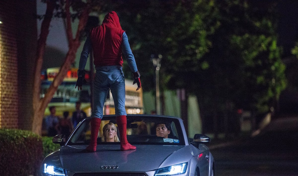 Žmogus-voras pats vairuos "Audi TTS Roadster"