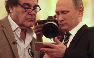 Oliveris Stone'as ir V. Putinas