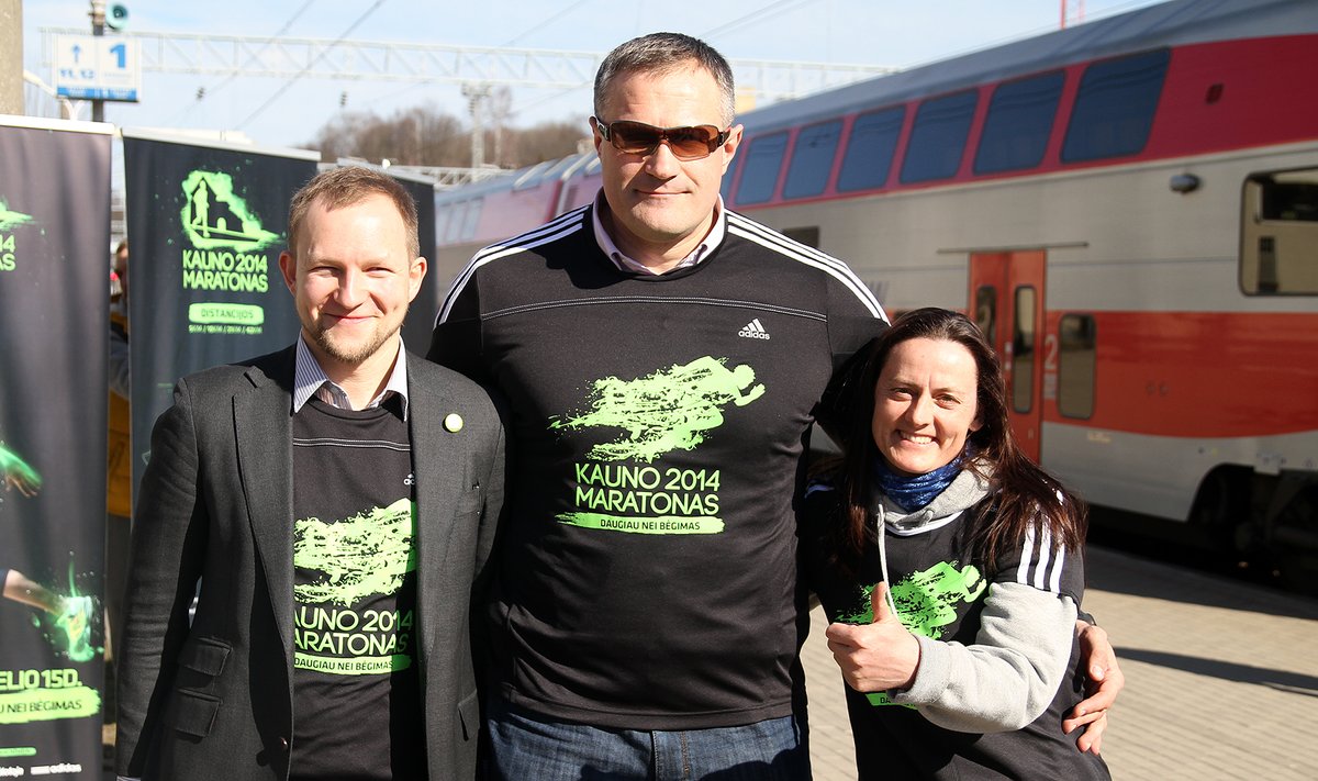 Virgilijus Alekna su Kauno maratono organizatoriais