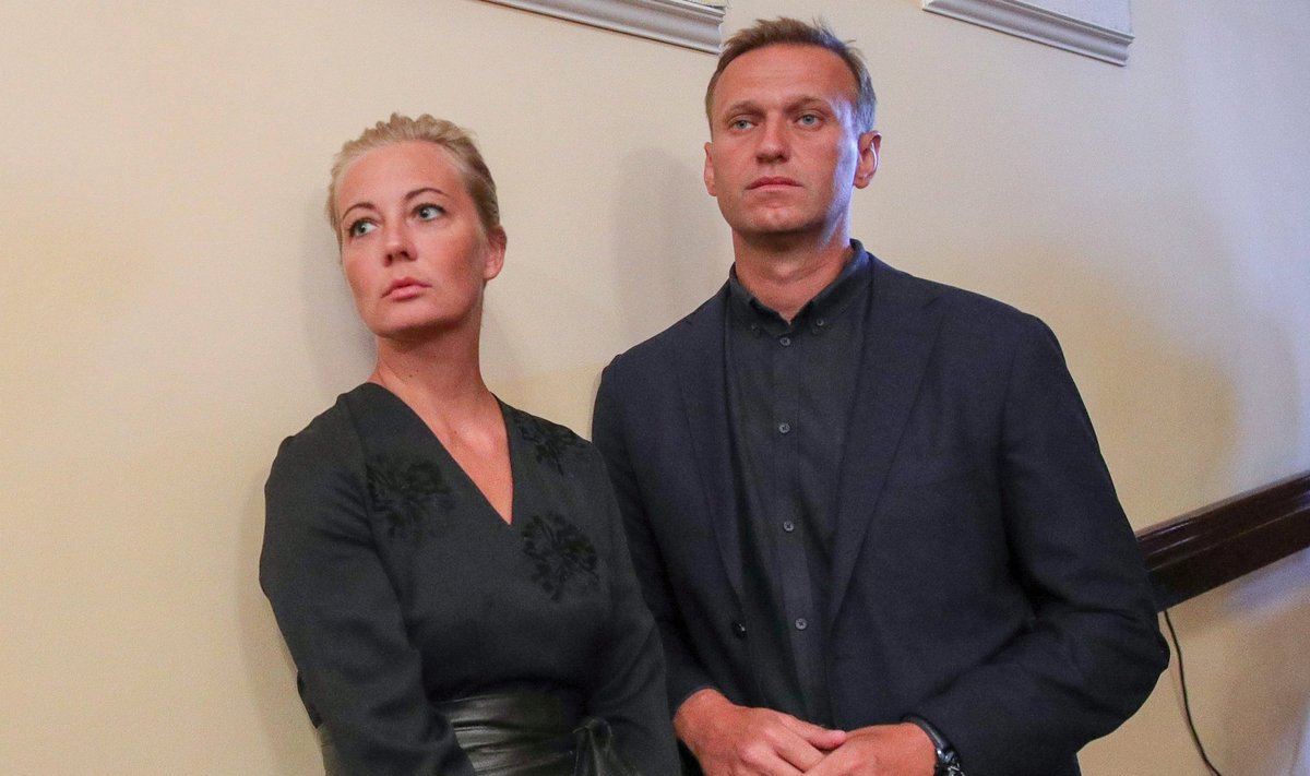 Aleksejus Navalnas su žmona Julija