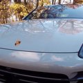 Mėgstantiems vairuoti „Porsche“ pristatė „Cayenne“ ir „Panamera“ modelių „Platinum Edition“ versijas