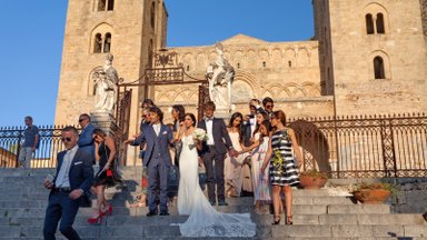 Sicilijoje vestuvių liudininkais tapusius lietuvius nustebino tai, ką italai neša dovanų jaunavedžiams vietoj „vokelio“