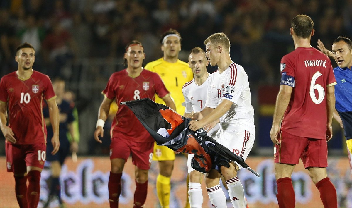Dėl vėliavos kilęs incidentas Belgrado stadione