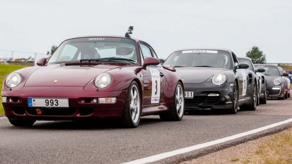 1000 km lenktynėse – „Porsche“ automobilių desantas