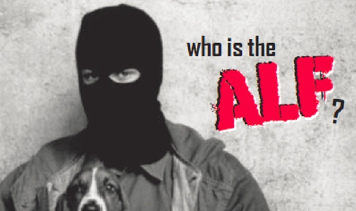 Kaukėti vyrai su šunimis ar triušiais rankose - taip save vaizduoja ALF nariai