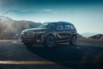 BMW "Concept X7 iPerformance"
