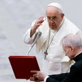 Popiežius atleido JAV vyskupą, kuris buvo žymus jo kritikas