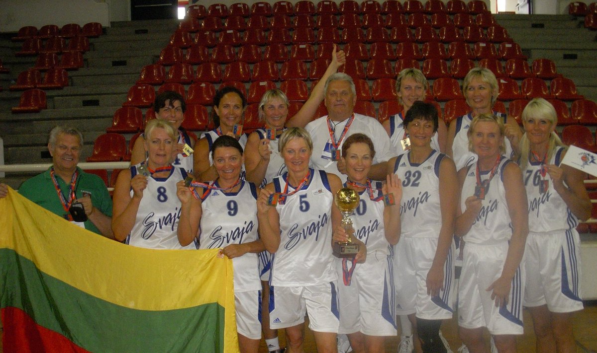 Vilniaus "Svaja" -  pasaulio veteranų krepčinio čempionato nugalėtoja 