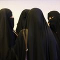 Lithuanian MP wants ban on wearing burqas in public, activists disagree