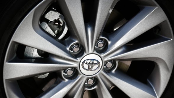 „Toyotoje“ darbinęsis lietuvis: neįmanoma, kad naujas automobilis būtų be saugos pagalvių