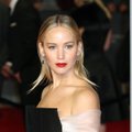 Gražiausia pasaulio moterimi laikoma Jennifer Lawrence gali šio titulo netekti: gerbėjams kilo įtarimų dėl pasikeitusios išvaizdos