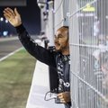 Pirmąją poziciją Katare išsikovojo Hamiltonas, Verstappenui bus nelengva