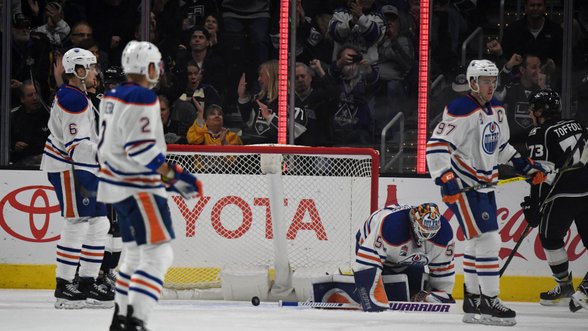 NHL: „Oilers“ pralaimėjo penktą kartą iš eilės