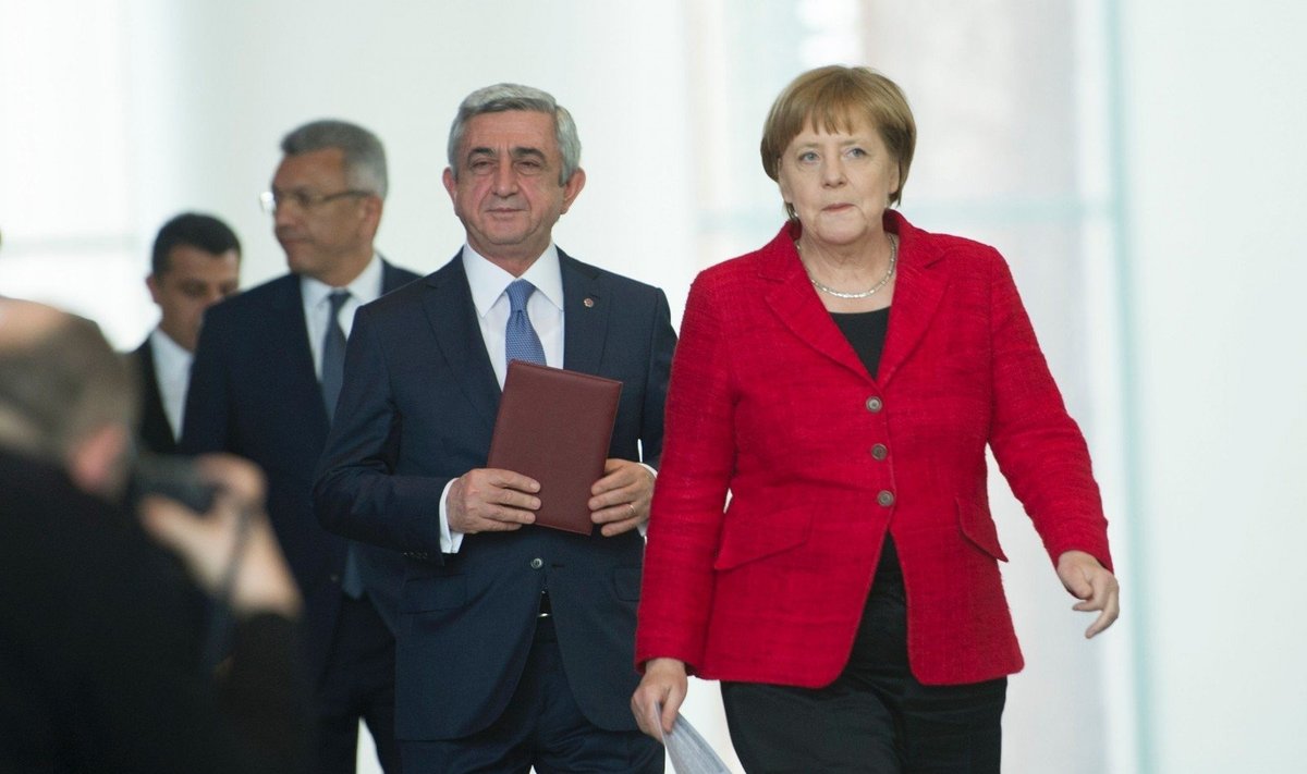 Armėnijos prezidentas Seržas Sarkisianas, Vokietijos kanclerė Angela Merkel
