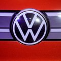 „Volkswagen“ laikinai stabdo gamybą Brazilijoje dėl naujo COVID-19 protrūkio