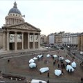 Paryžiaus aikštėje iškilo ledkalniai, įspėjantys dėl klimato kaitos