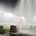 Prancūzijoje dėl įspūdingos audros nutrauktas futbolo mačas