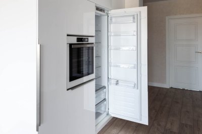 Įmontuotas šaldytuvas