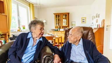 102 ir 98 metų vokiečių pora švenčia 80-ąsias vestuvių metines