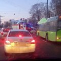 Kaune susidūrė BMW ir „Toyota“: vienam vairuotojui, įtariama, sutriko sveikata