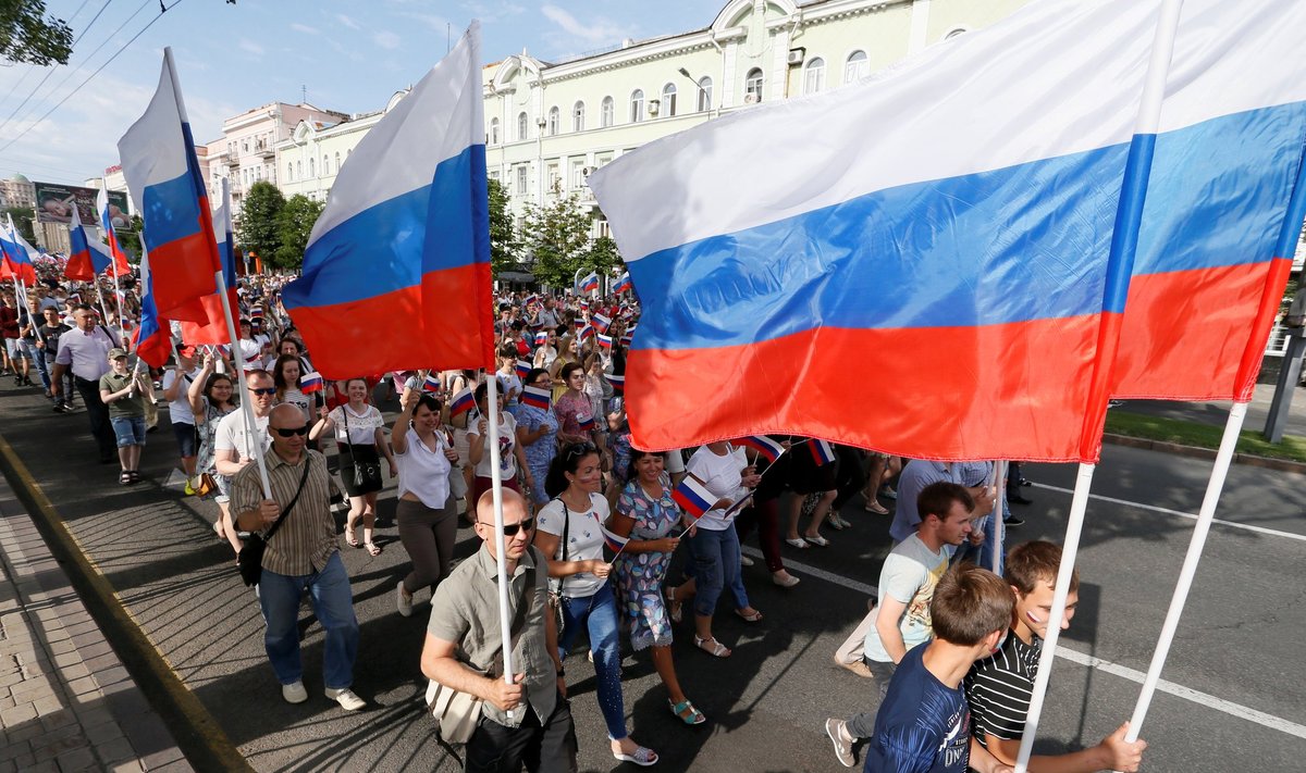 Rusijos dienos minėjimas apsišaukėliškoje Donecko liaudies respublikoje
