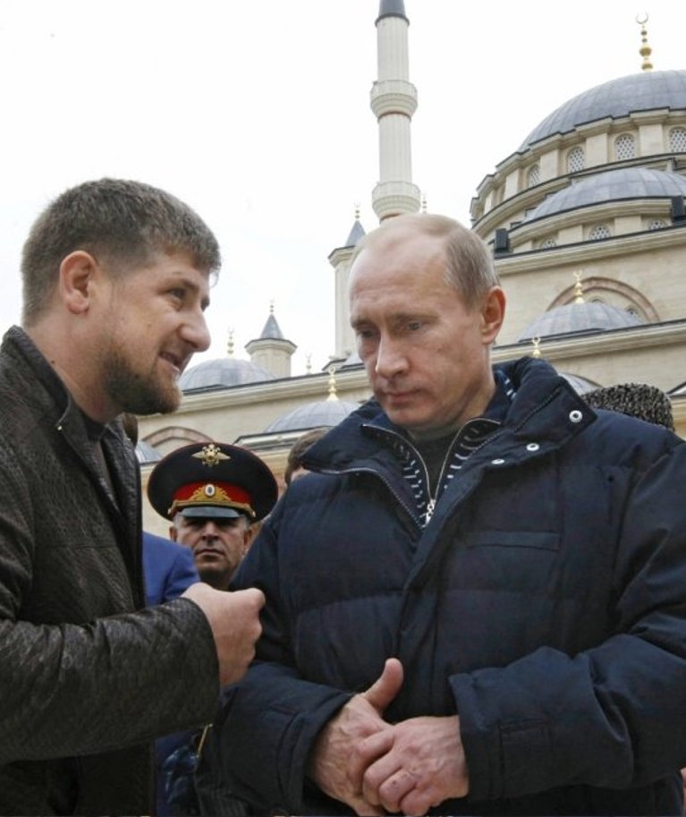 Ramzanas Kadyrovas ir Vladimiras Putinas